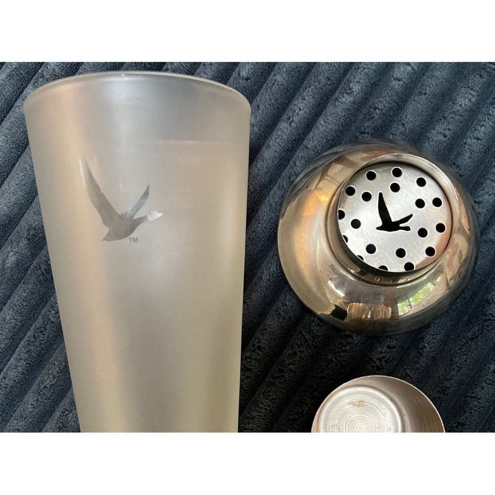 Grey Goose 3 Piece Frosted Glass Cocktail Drink Martini Shaker Mixer. - Picture 3 of 6